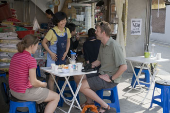Mittagessen im Samcheong-Dong Viertel in Seoul